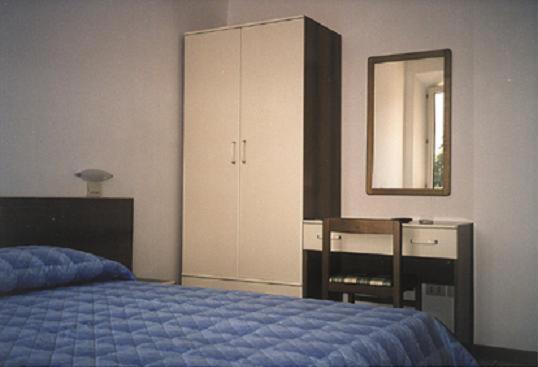 Bed & Breakfast Bompadre Civitanova Marche Kamer foto