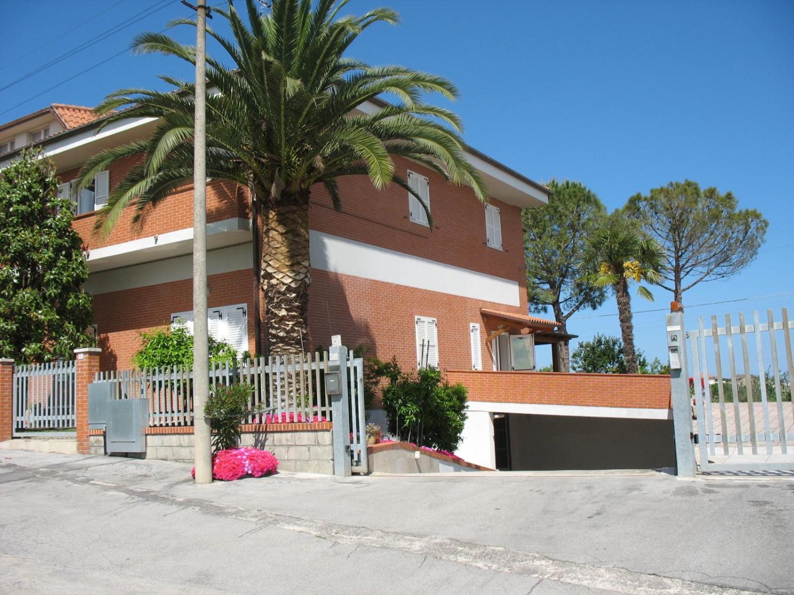 Bed & Breakfast Bompadre Civitanova Marche Buitenkant foto